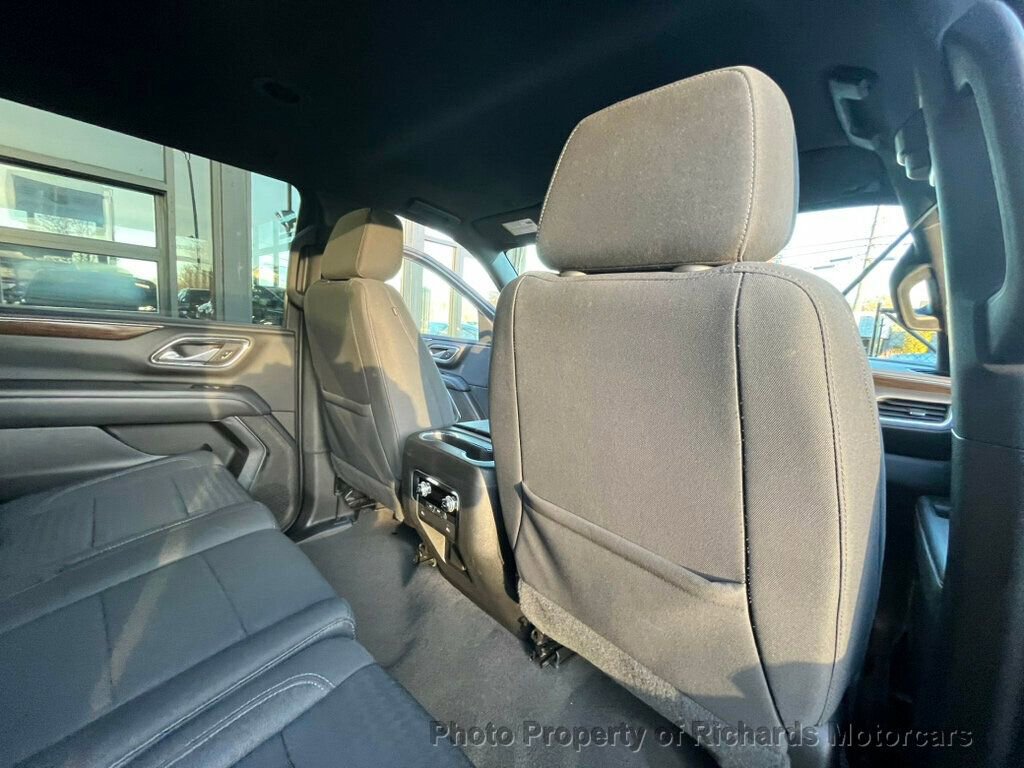 Used 2022 GMC Yukon XL SLE image 22