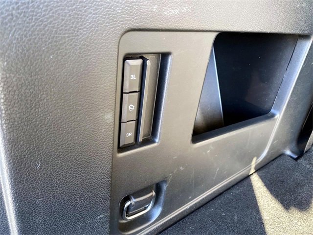 Used 2021 Ford Expedition XLT image 7