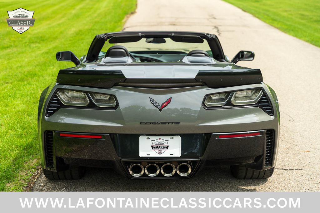 Used 2015 Chevrolet Corvette Z06 w/ 2LZ Preferred Equipment Group RWD image 10