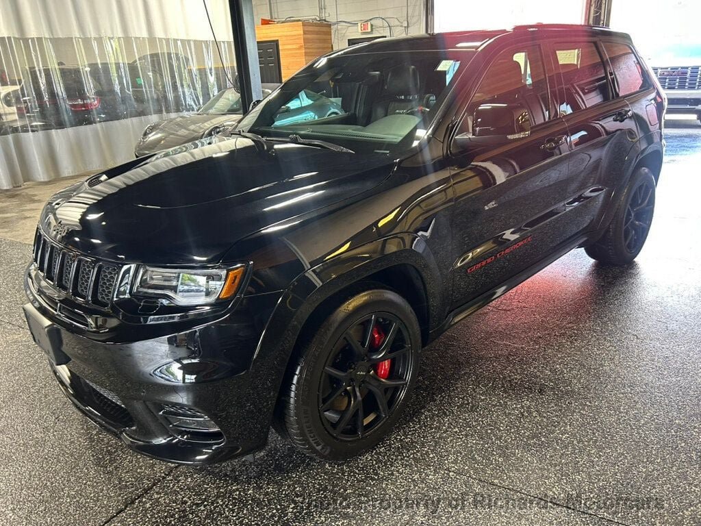 Used 2018 Jeep Grand Cherokee SRT AWD/4WD image 7