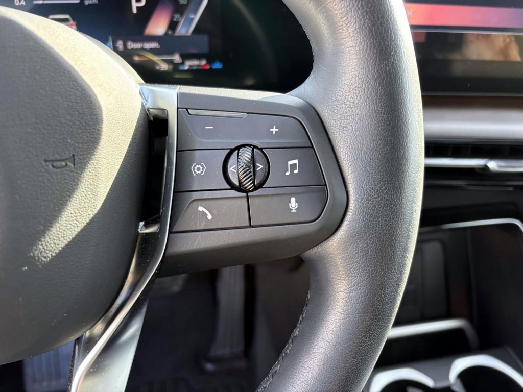 Certified 2025 BMW X1 xDrive28i image 18