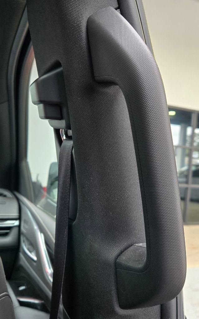 Used 2021 Cadillac Escalade Sport w/ Driver Assist Tech Package image 31