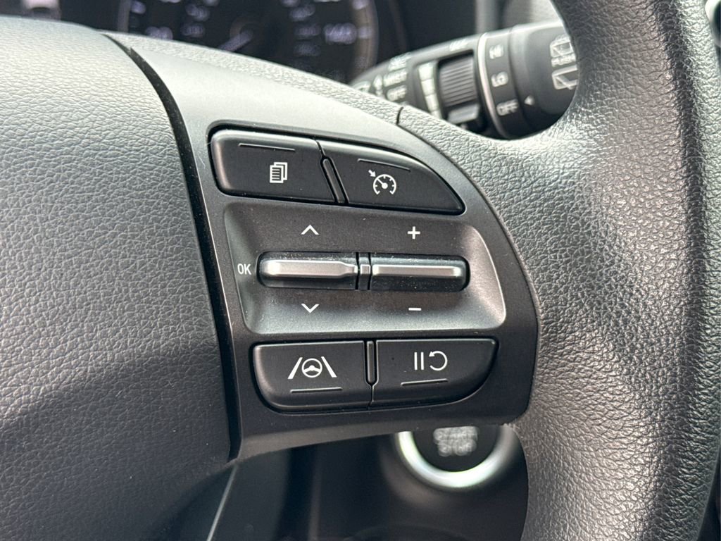 Used 2023 Hyundai Kona SEL image 25