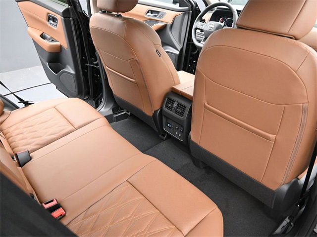 New 2026 Nissan Rogue Platinum image 20