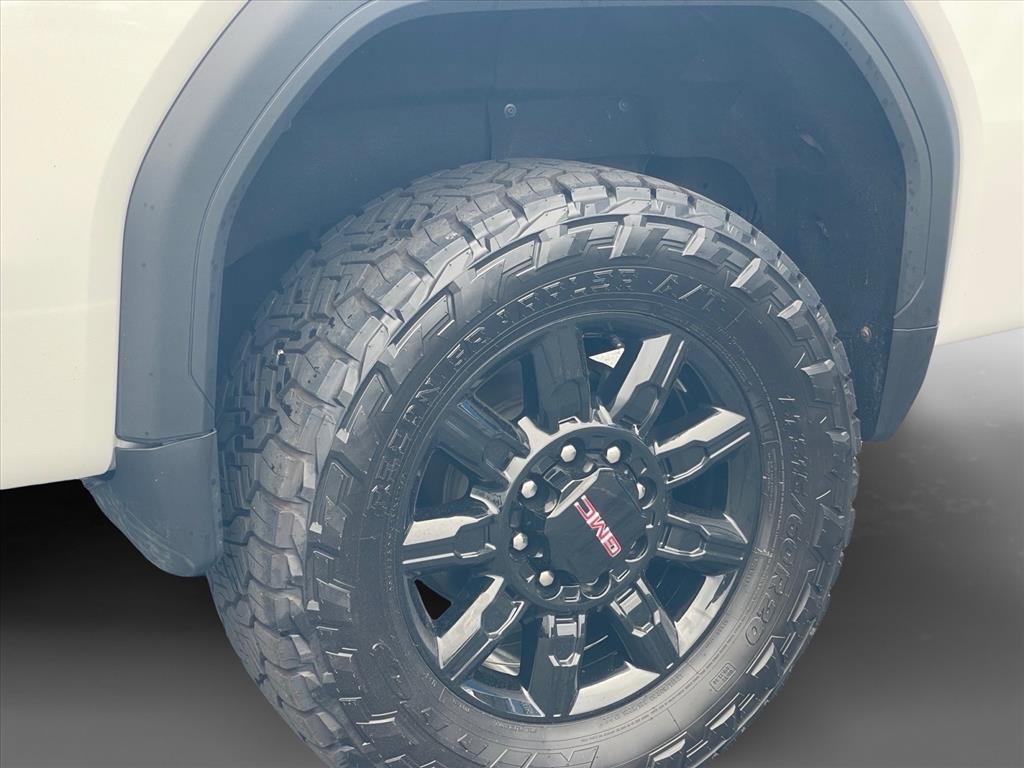 Used 2024 GMC Sierra 2500 AT4 w/ AT4 Premium Plus Package AWD/4WD image 30