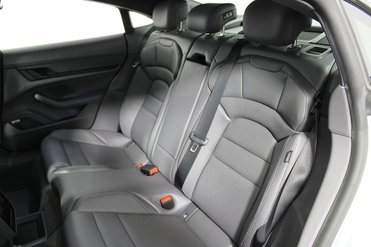Used 2023 Porsche Taycan RWD image 28