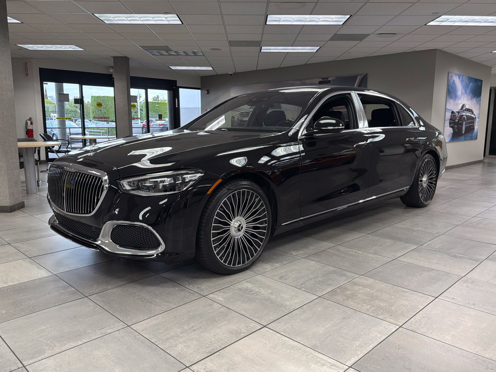 Certified 2025 Mercedes-Benz Maybach S 580 4MATIC image 5