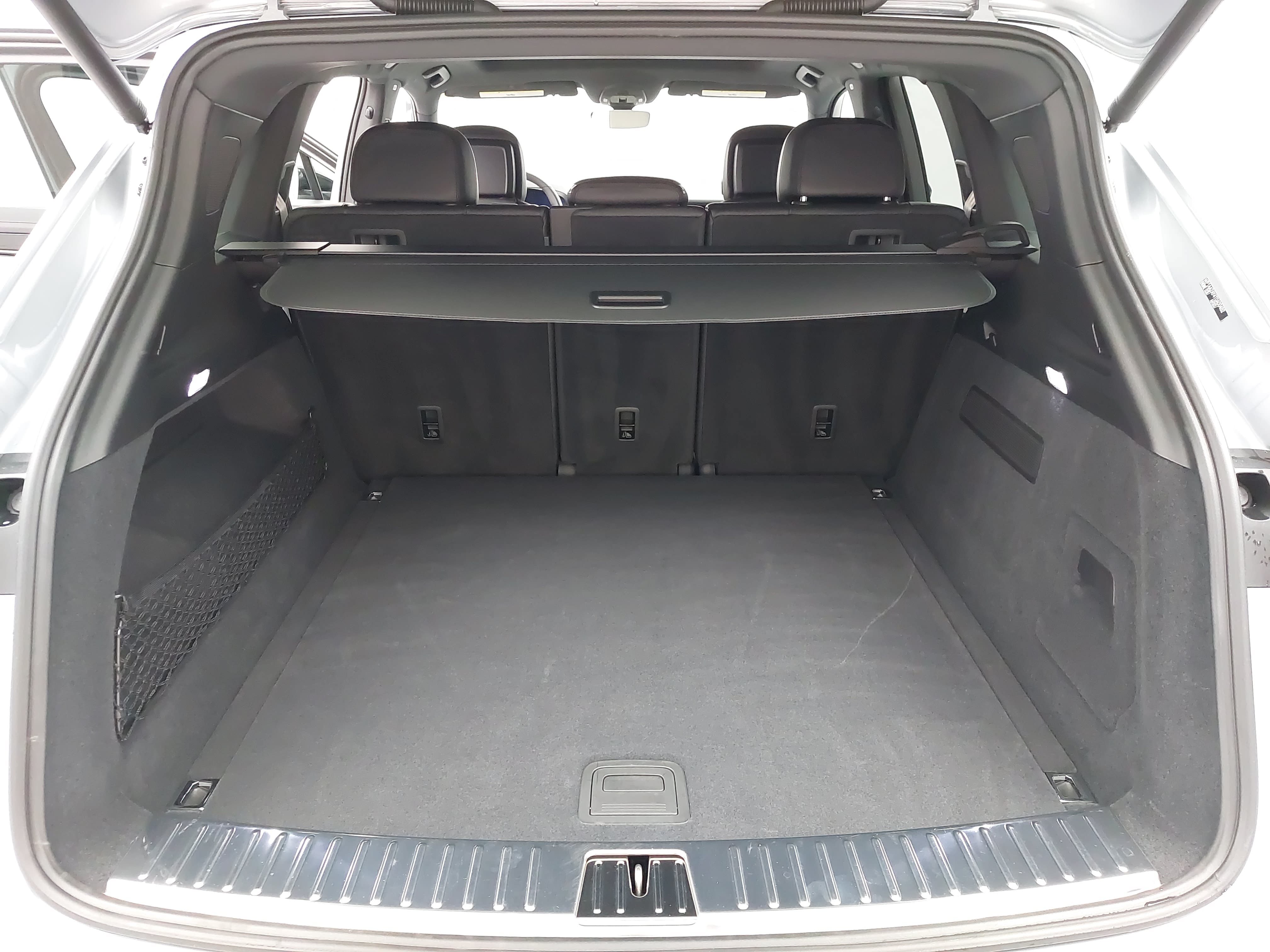 Certified 2026 Porsche Cayenne AWD/4WD image 14