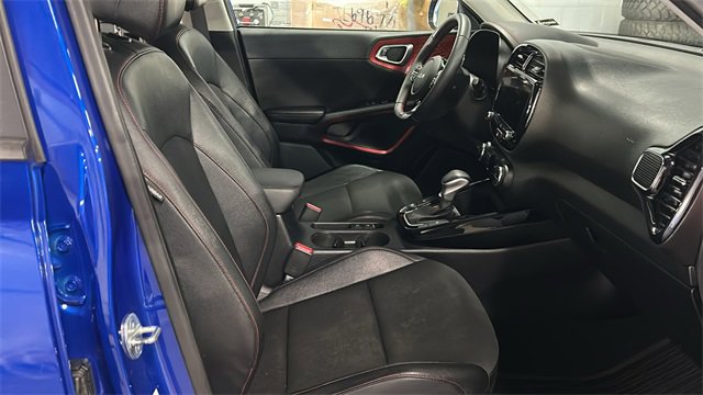 Used 2023 Kia Soul GT-Line w/ GT-Line Technology Package image 12
