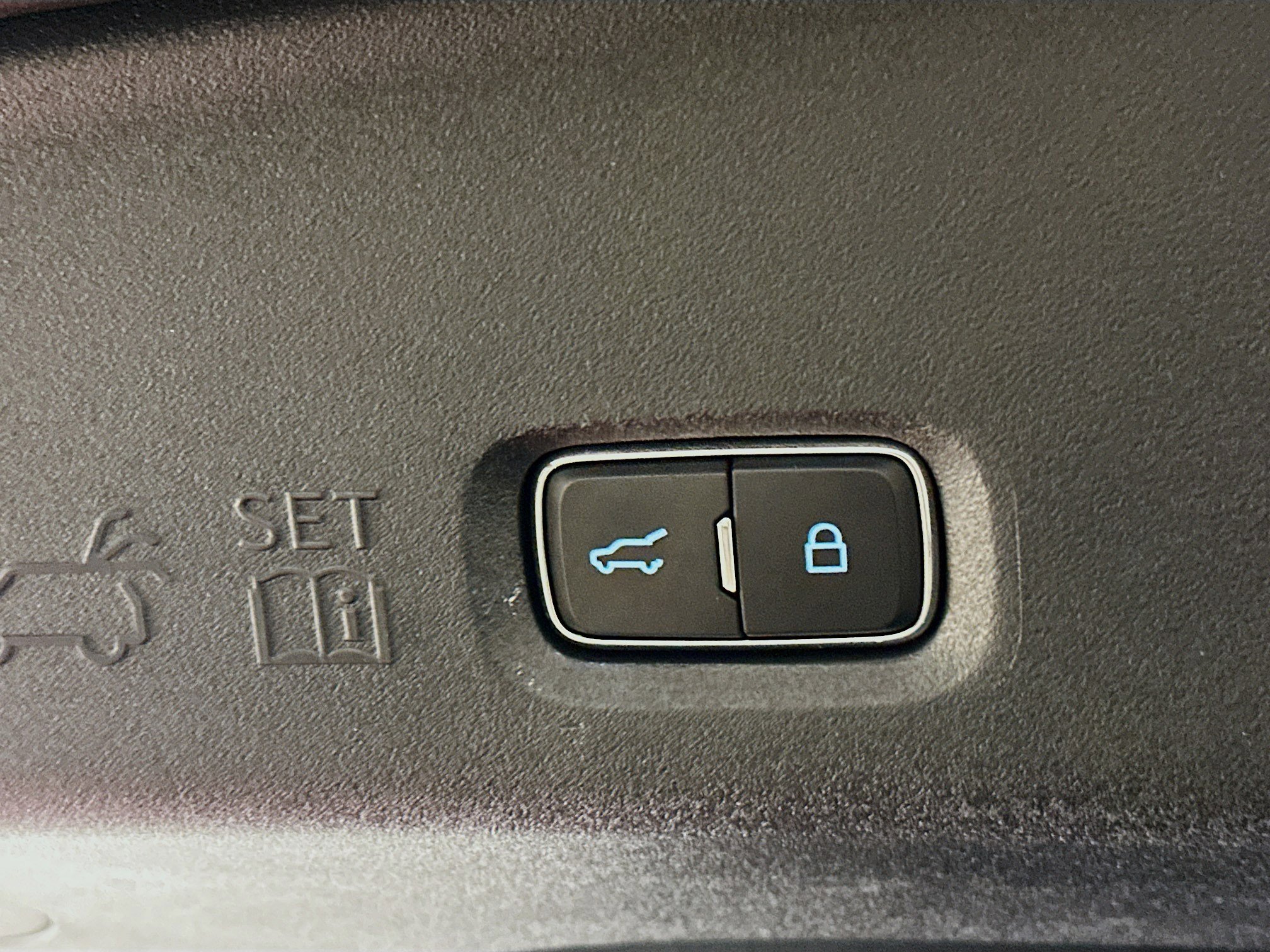 Used 2025 Ford Expedition Active AWD/4WD image 33