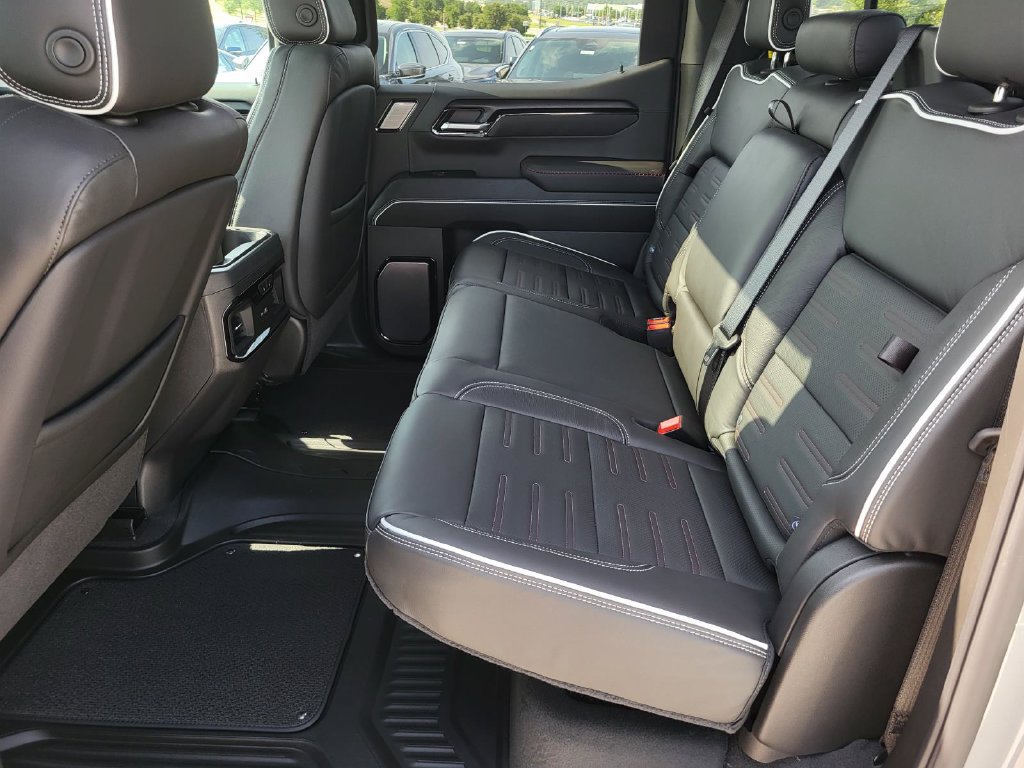 Used 2026 GMC Sierra 1500 AT4X AWD/4WD image 12