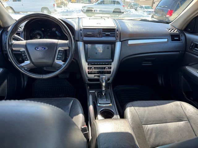 Used 2011 Ford Fusion SEL w/ 302A Rapid Spec Order Code image 25