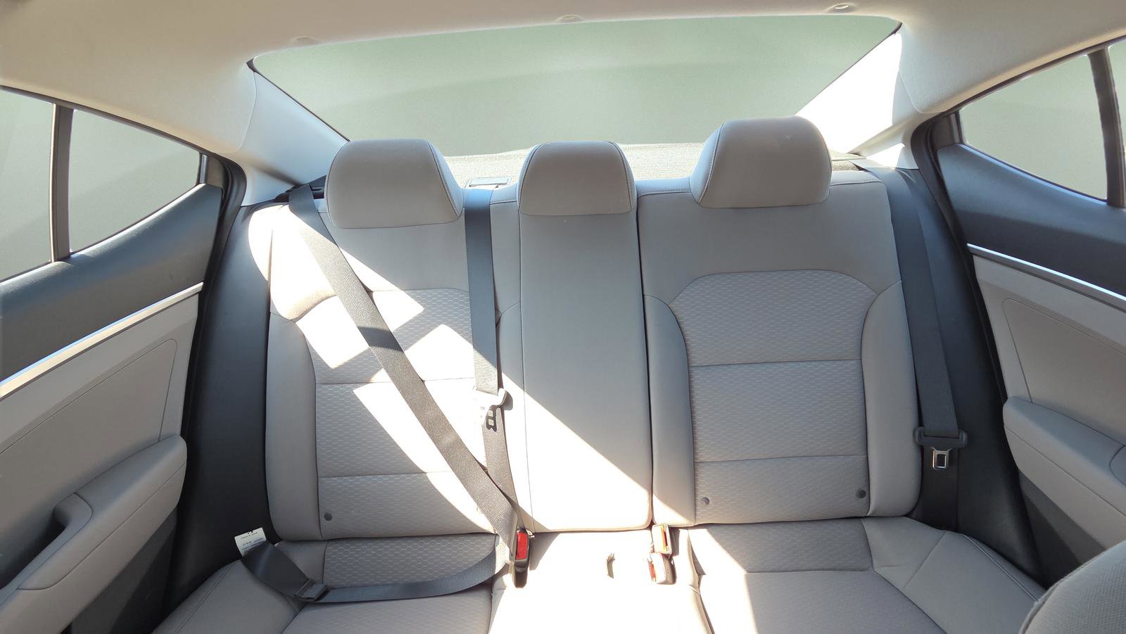 Used 2019 Hyundai Elantra SE image 13