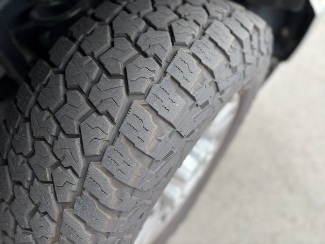 Used 2023 Ford F350 Lariat w/ FX4 Off-Road Package AWD/4WD image 11