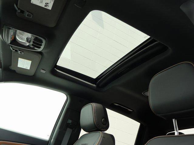 New 2025 GMC Canyon Denali image 43