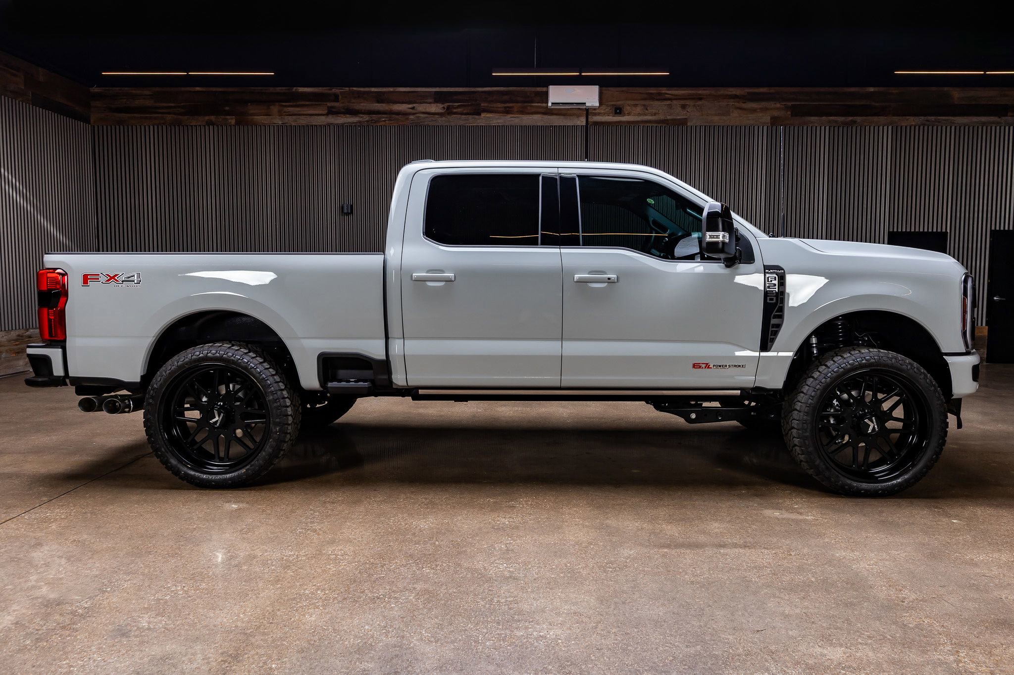 Used 2026 Ford F250 Platinum image 11