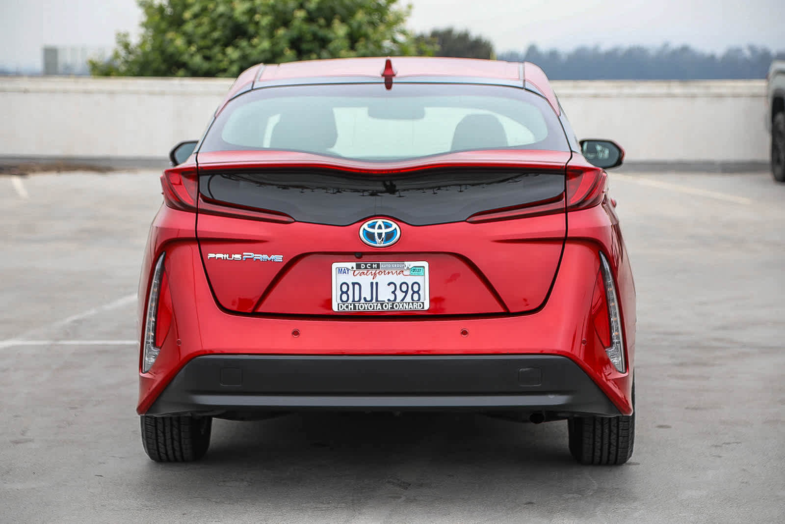 Certified 2017 Toyota Prius Prime Advanced w/ Carpet Mat Package FWD image 6