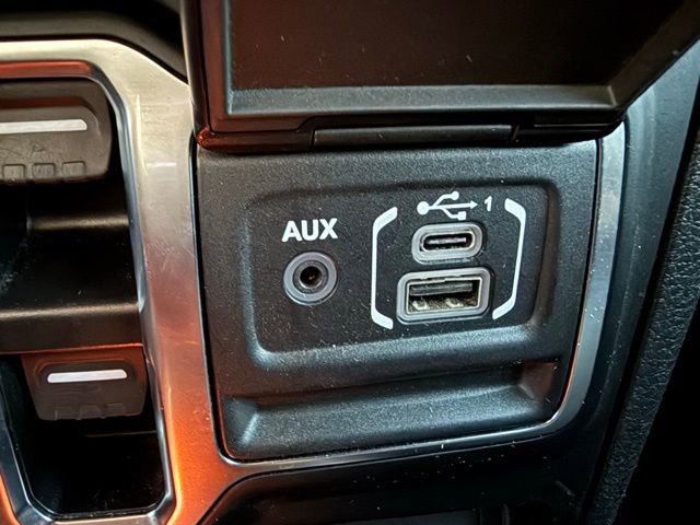 Used 2024 Jeep Wrangler Willys image 25