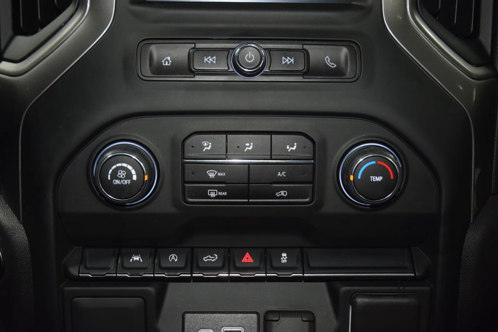 Used 2024 Chevrolet Silverado 1500 Custom AWD/4WD image 31