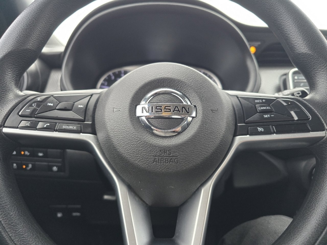 Used 2020 Nissan Kicks S image 25