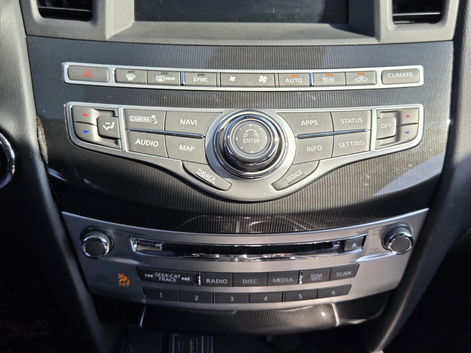 Used 2019 INFINITI QX60 Luxe w/ Essential Package AWD/4WD image 19