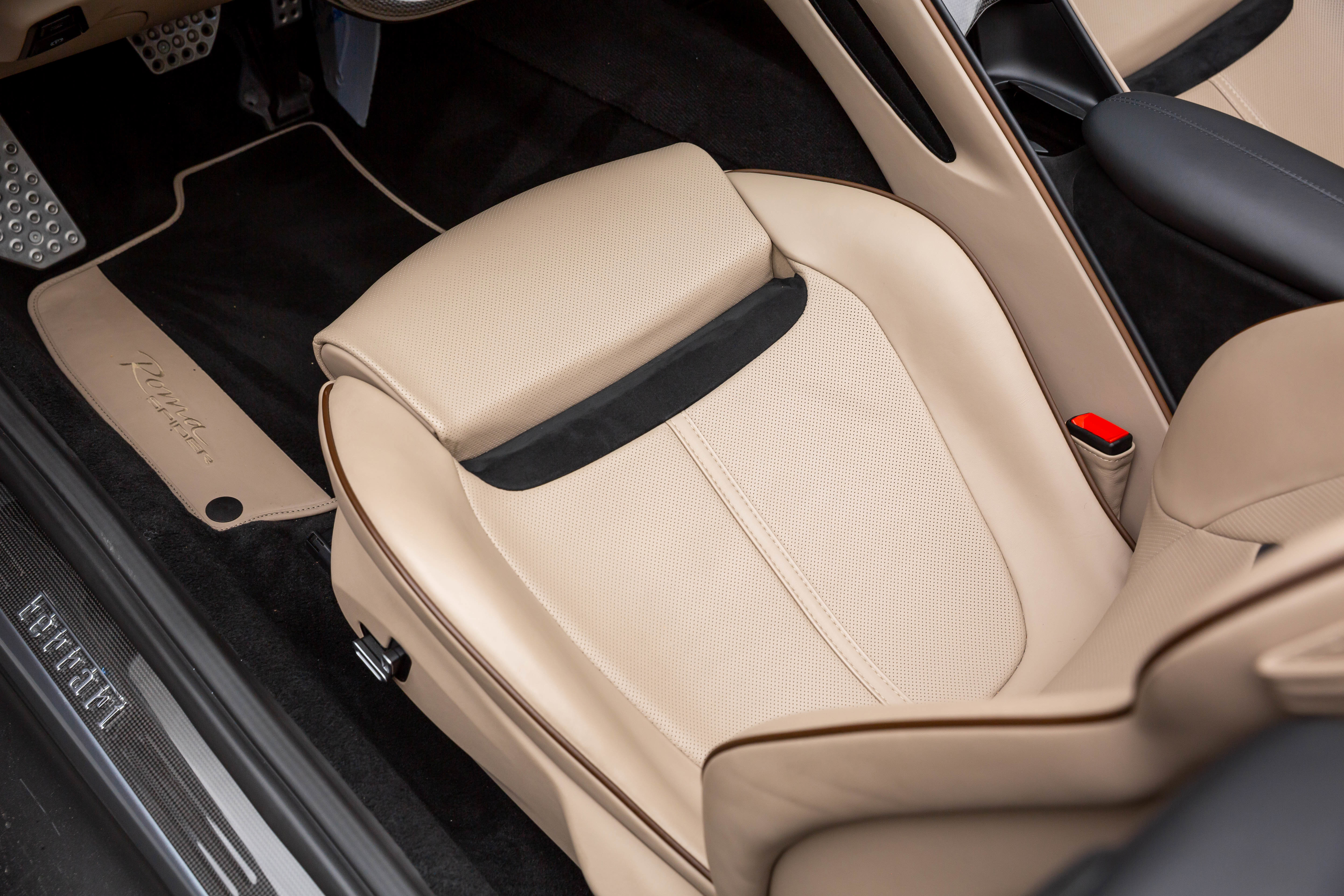 Certified 2024 Ferrari Roma Spider image 21