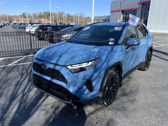 Used 2023 Toyota RAV4 SE