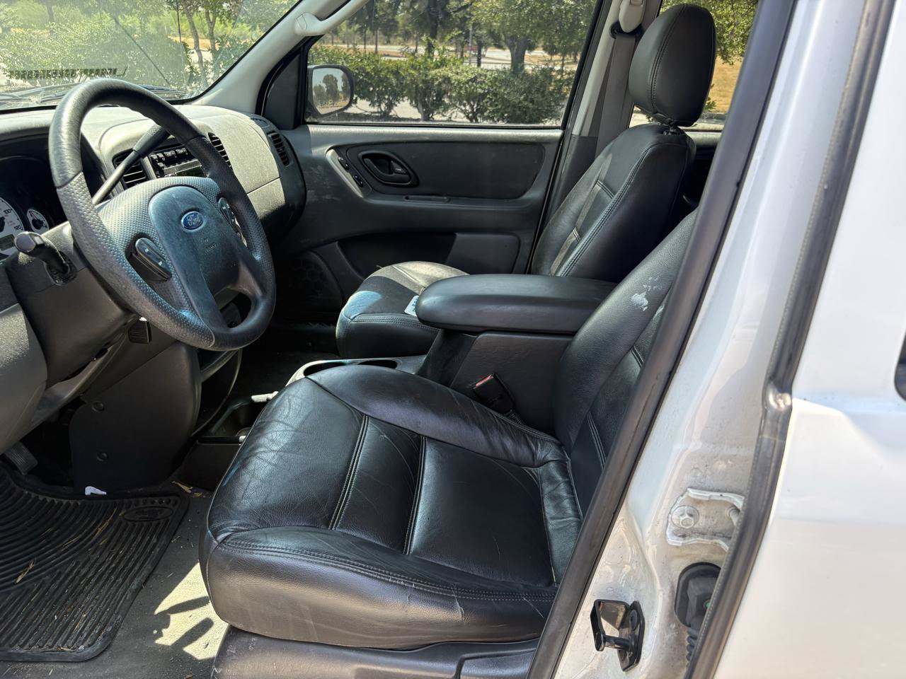 Used 2004 Ford Escape XLT FWD image 11