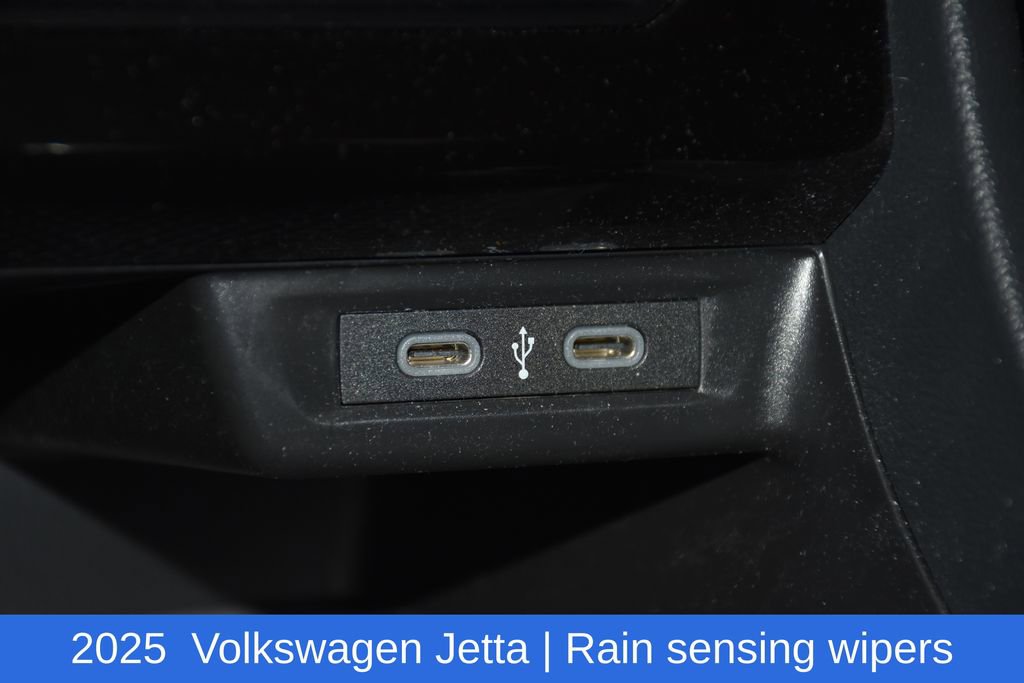 Used 2025 Volkswagen Jetta Sport image 22