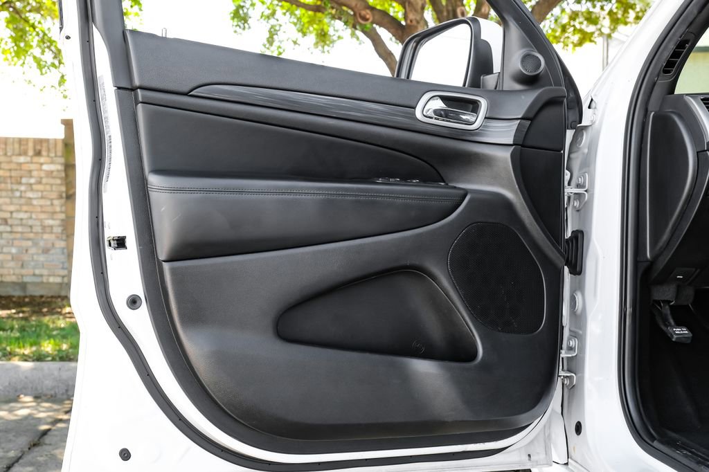 Used 2019 Jeep Grand Cherokee Altitude image 53