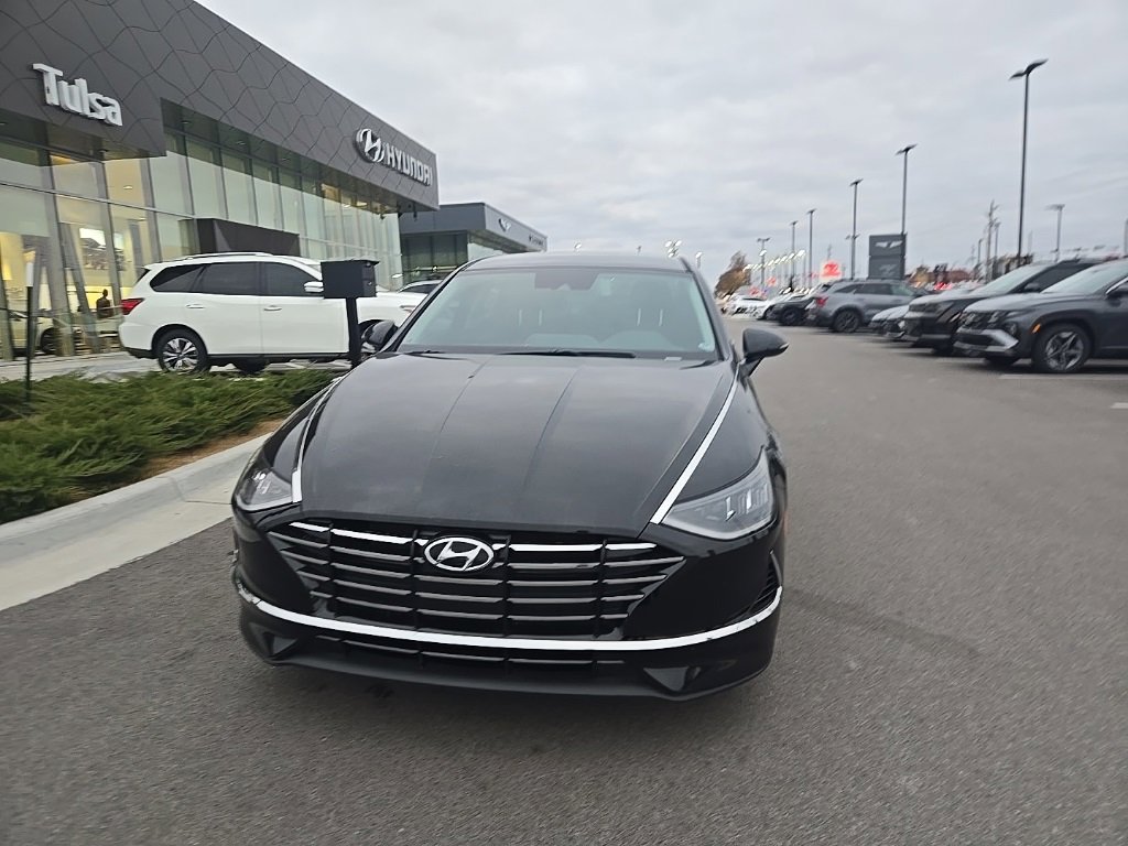 Certified 2022 Hyundai Sonata SE image 2