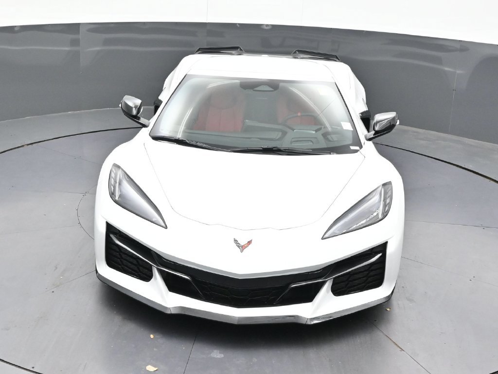 Used 2027 Chevrolet Corvette Z06 RWD image 25