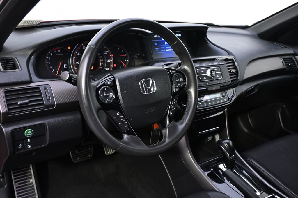 Used 2016 Honda Accord Sport image 6