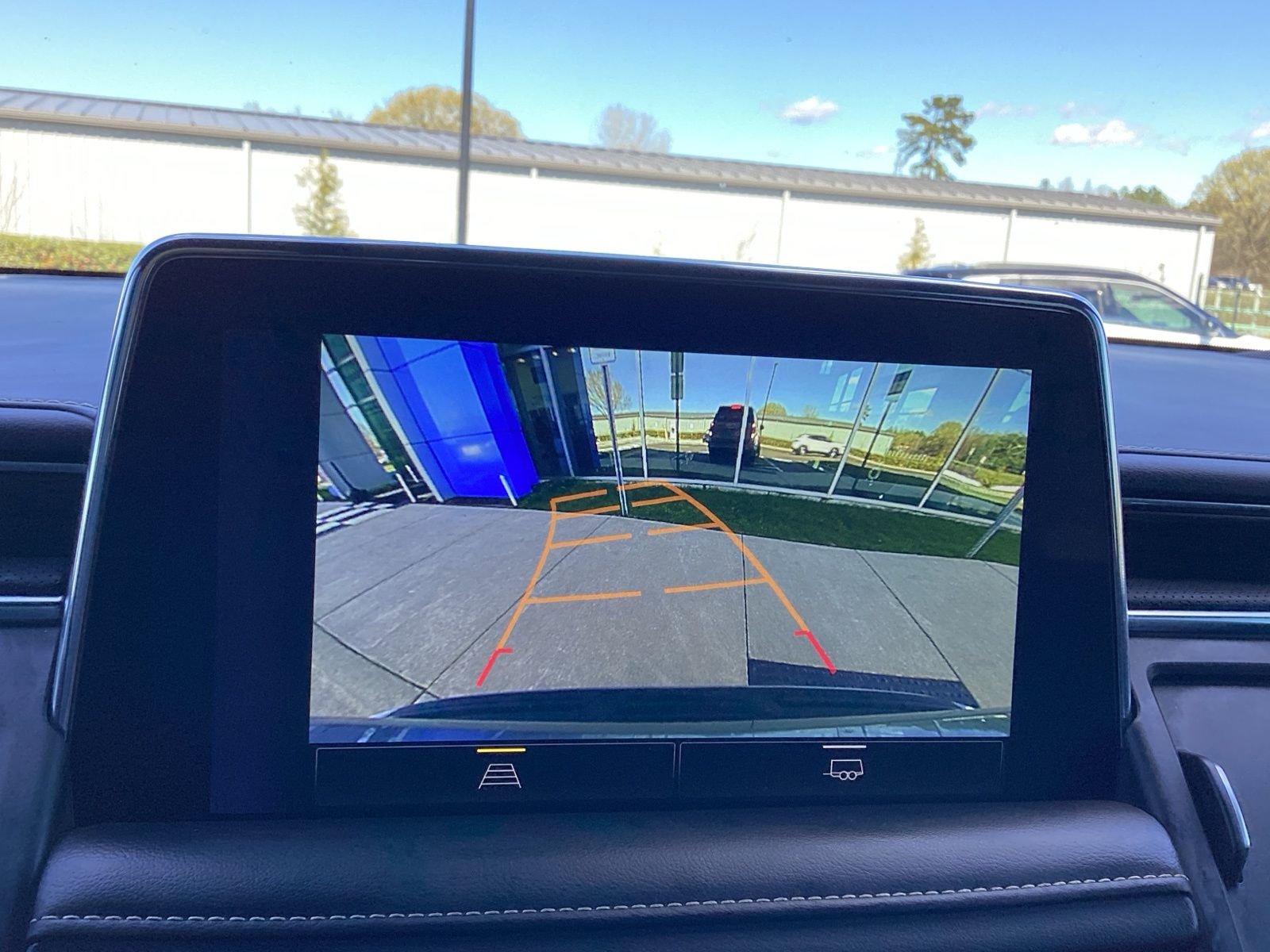 Used 2024 Chevrolet Tahoe Premier image 16