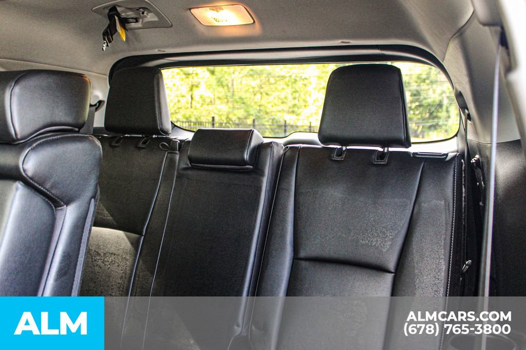 Used 2024 Toyota Highlander Limited image 19