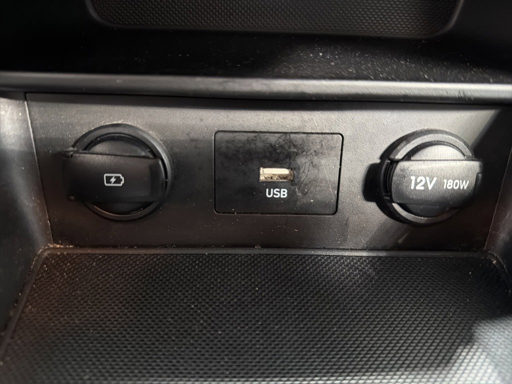 Used 2022 Hyundai Kona SE image 20