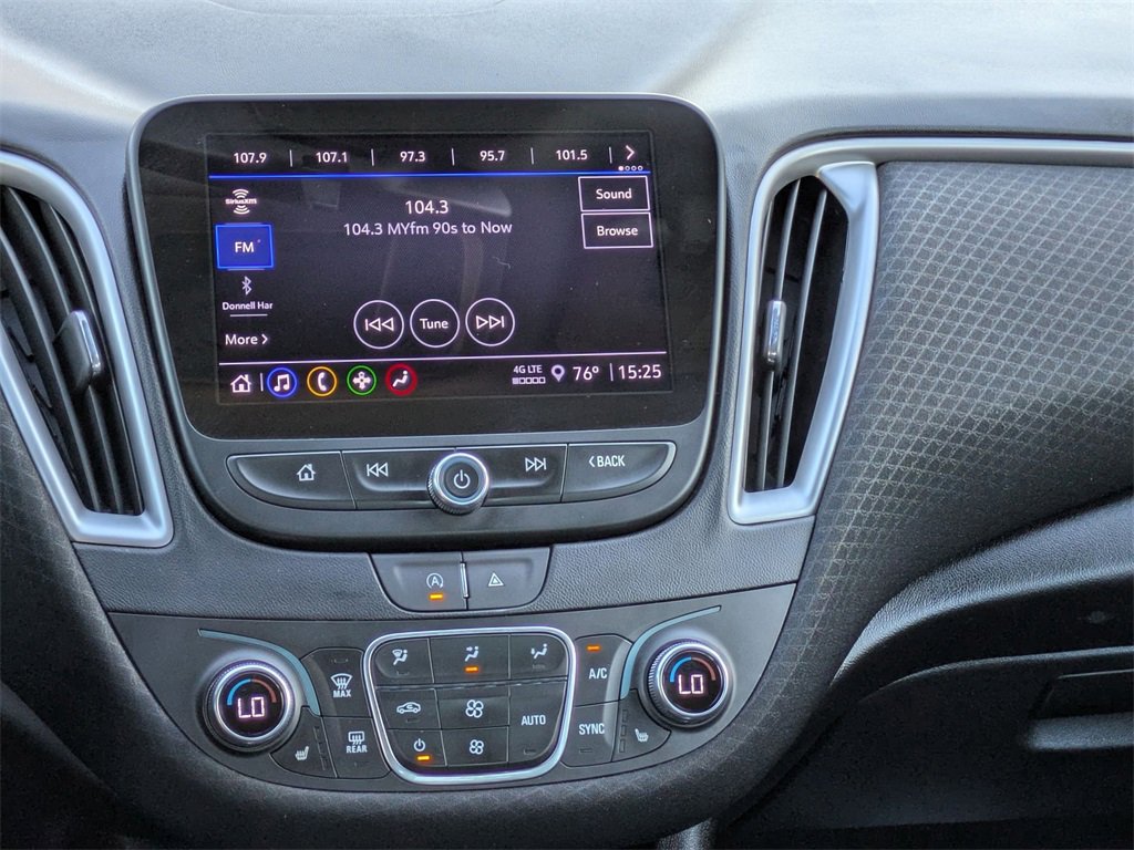 Used 2024 Chevrolet Malibu LT image 19