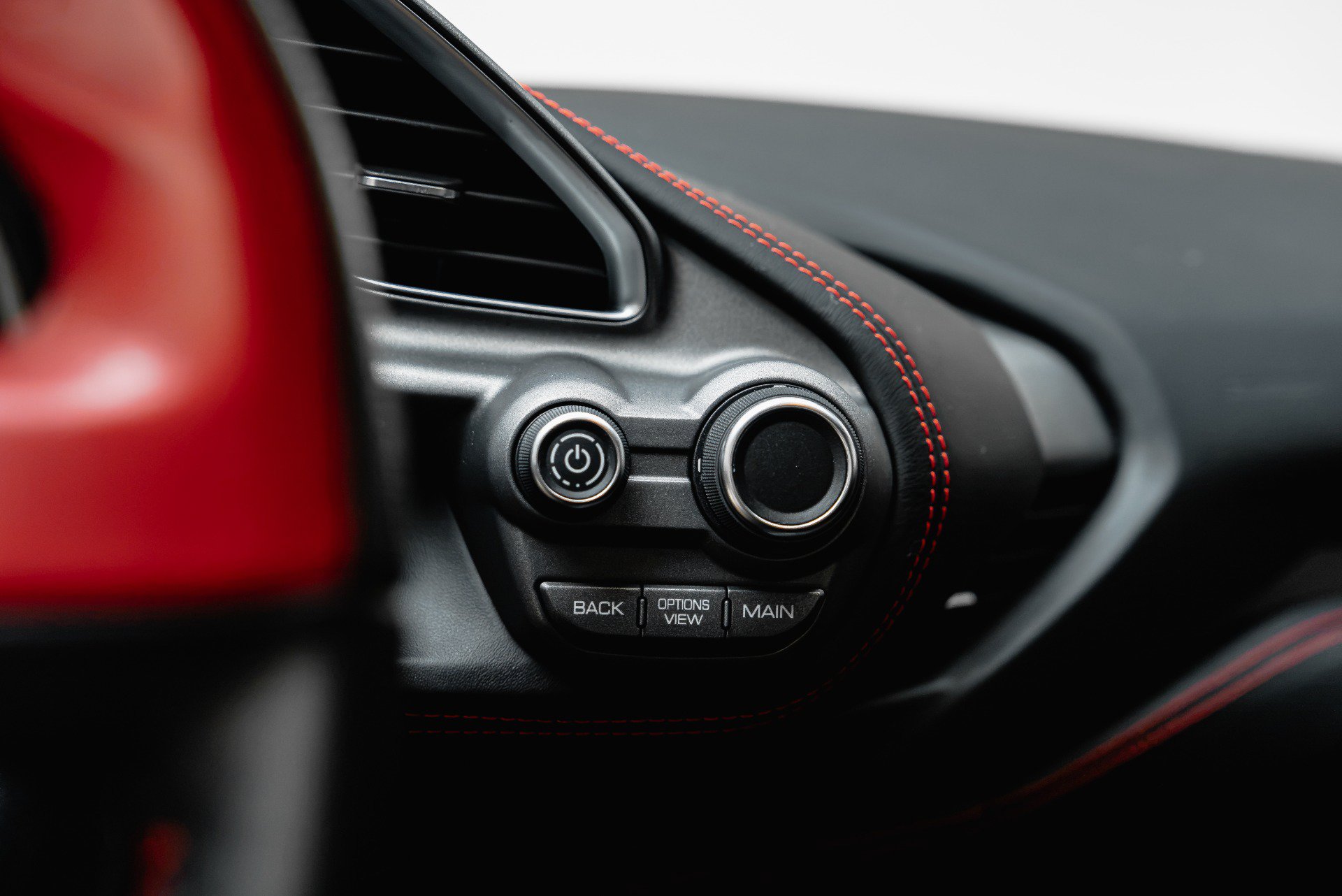 Used 2018 Ferrari 488 GTB RWD image 50