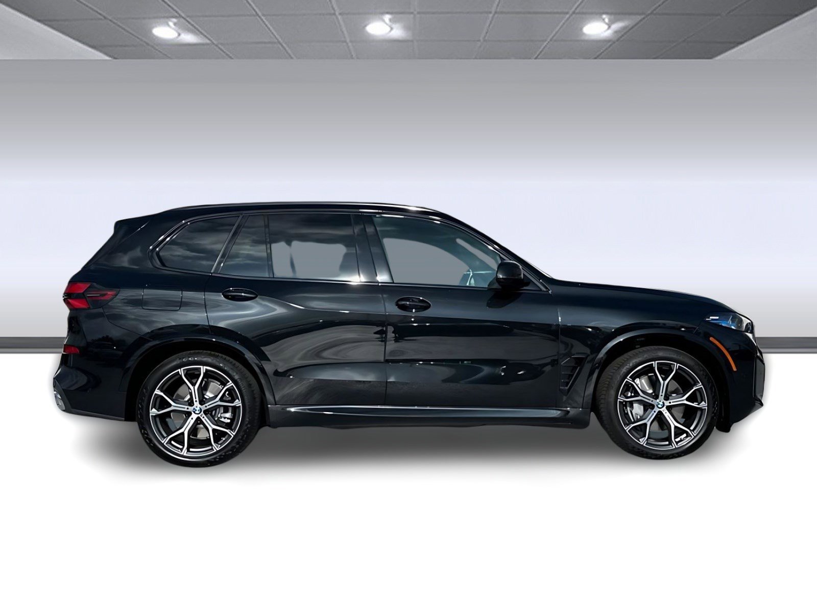 Used 2026 BMW X5 xDrive50e w/ M Sport Package AWD/4WD image 8