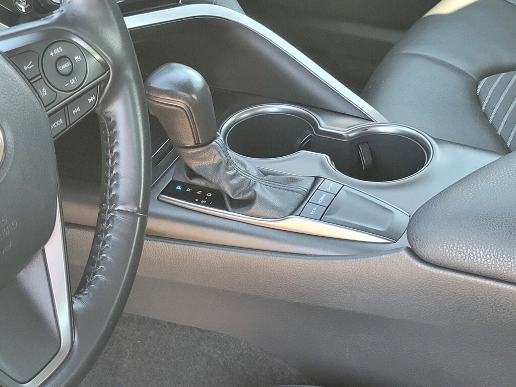 Used 2023 Toyota Camry SE image 21