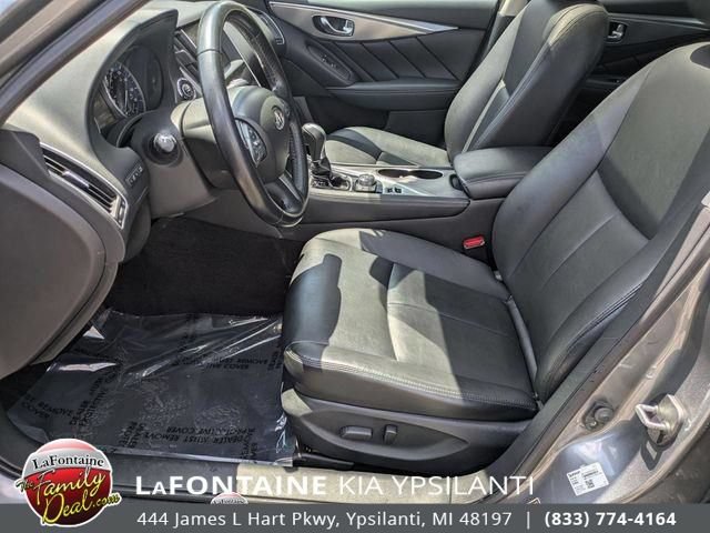 Used 2017 INFINITI Q50 Signature Edition w/ All Weather Package (L93) AWD/4WD image 12