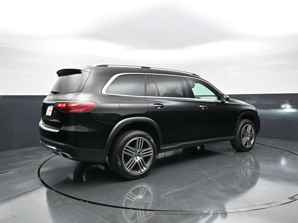 Used 2025 Mercedes-Benz GLS 450 4MATIC image 7