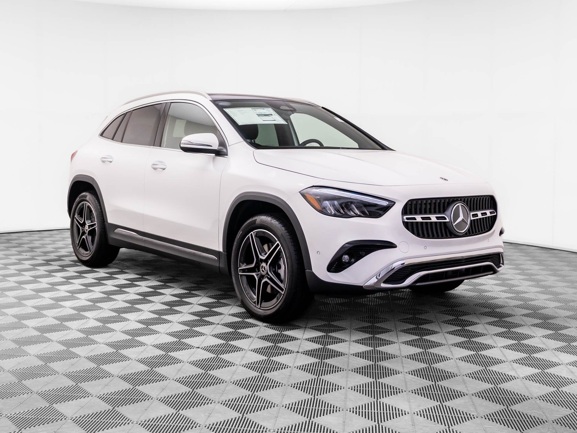 New 2026 Mercedes-Benz GLA 250 4MATIC image 7