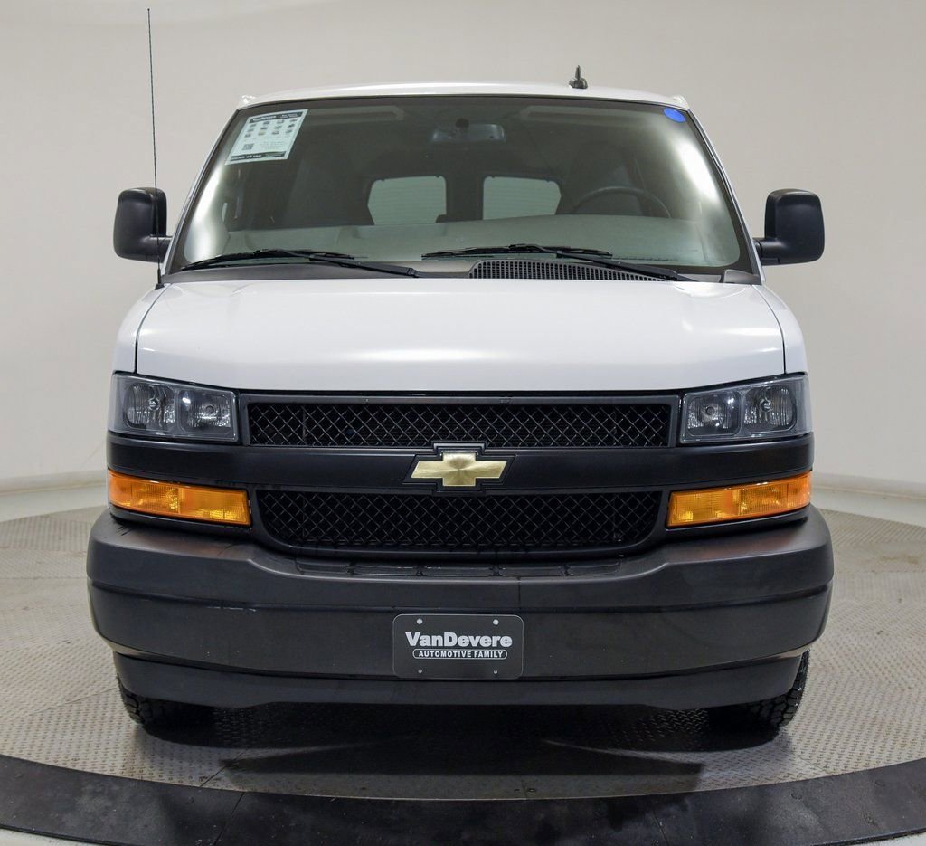 Used 2023 Chevrolet Express 3500 LS image 3