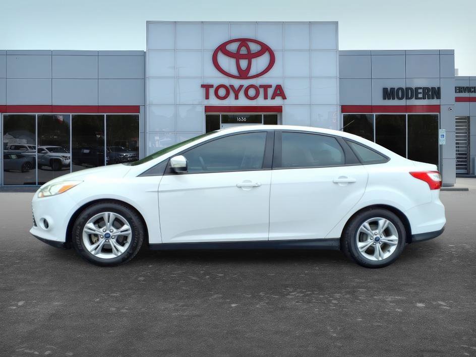 Used 2014 Ford Focus SE FWD video 2