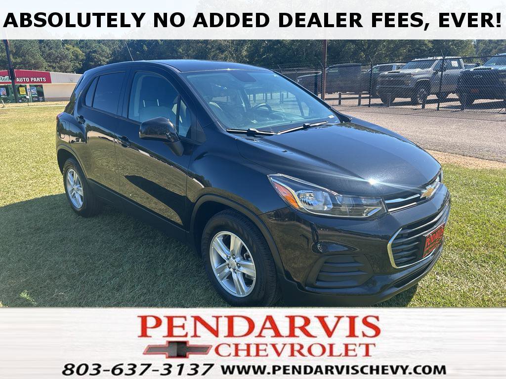 Used 2022 Chevrolet Trax LS w/ Tint and Cruise Package image 1