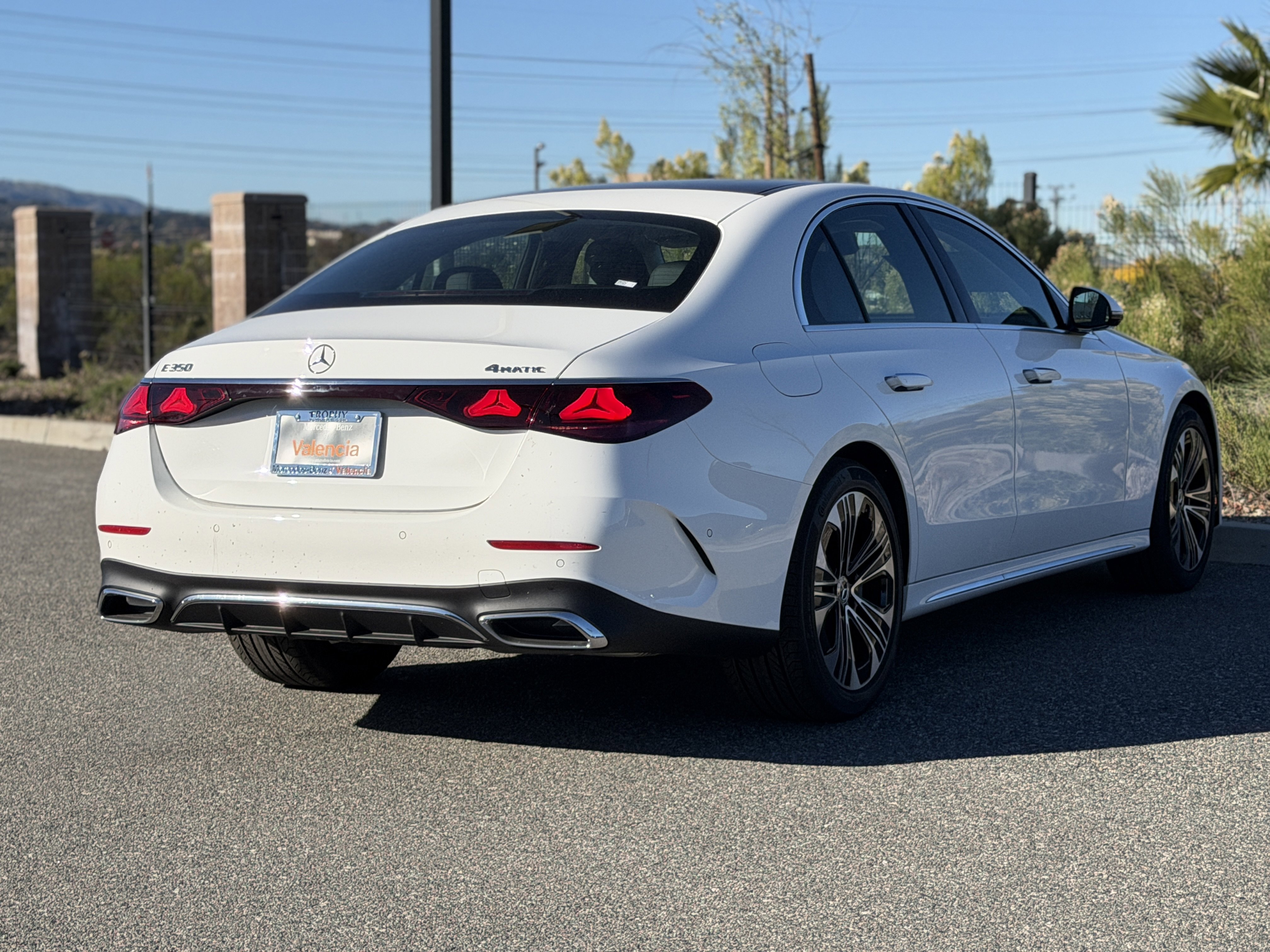 New 2026 Mercedes-Benz E 350 4MATIC Sedan image 8