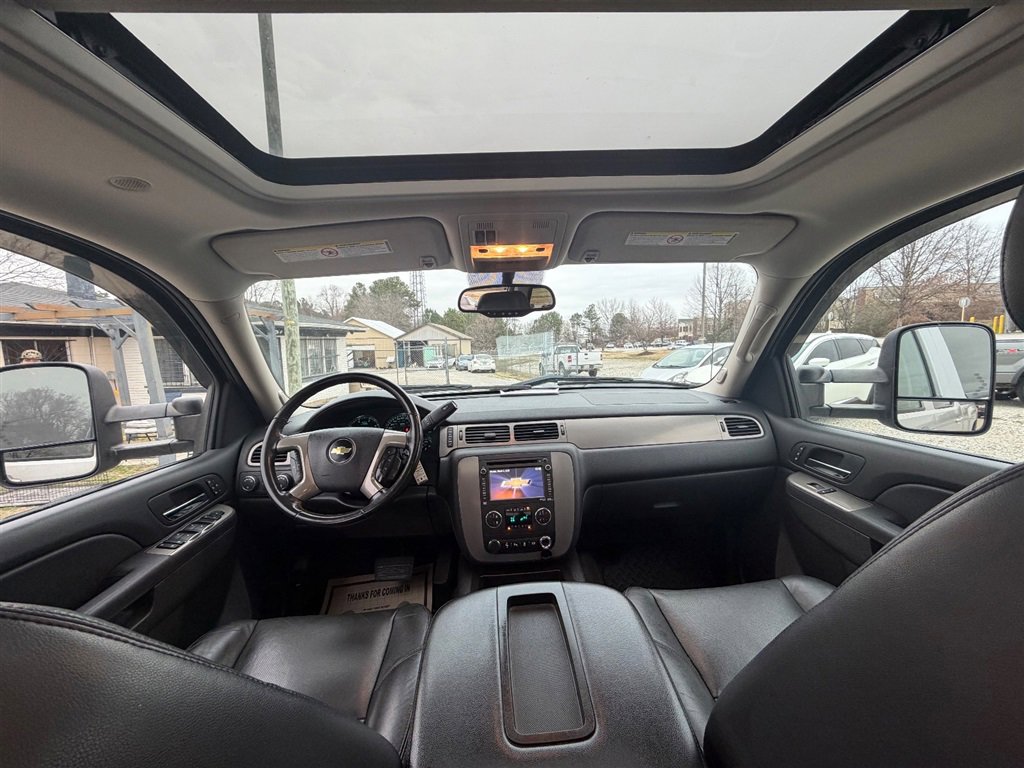 Used 2014 Chevrolet Silverado 3500 LTZ w/ LTZ Plus Package image 27