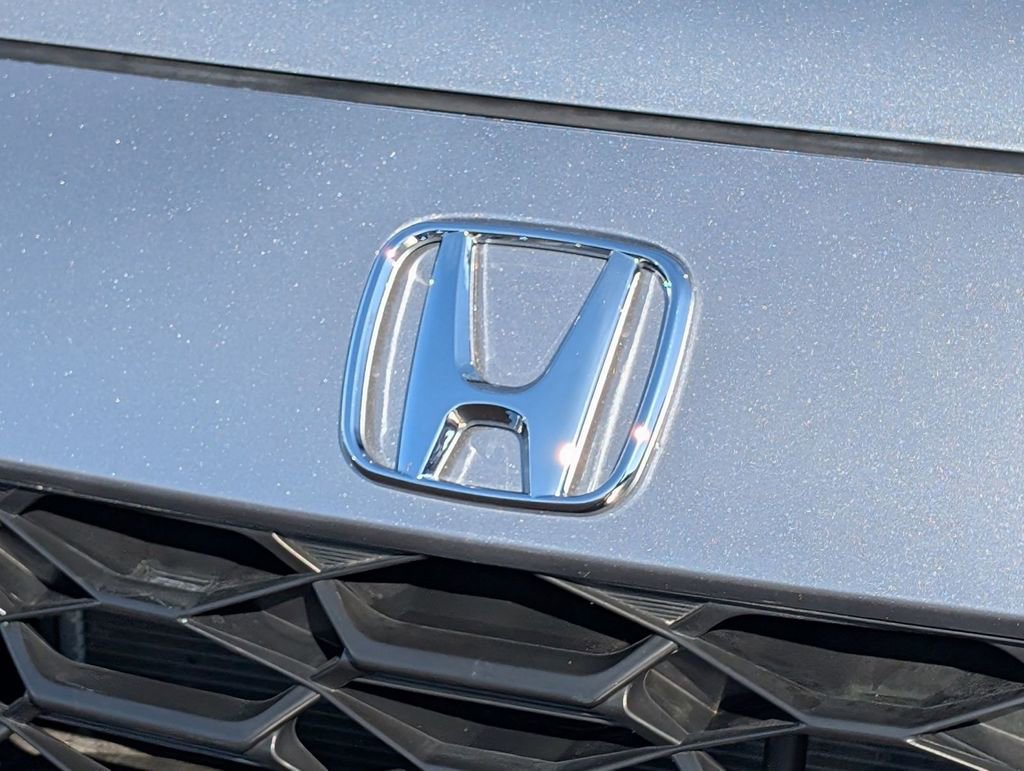 Used 2025 Honda HR-V LX image 11