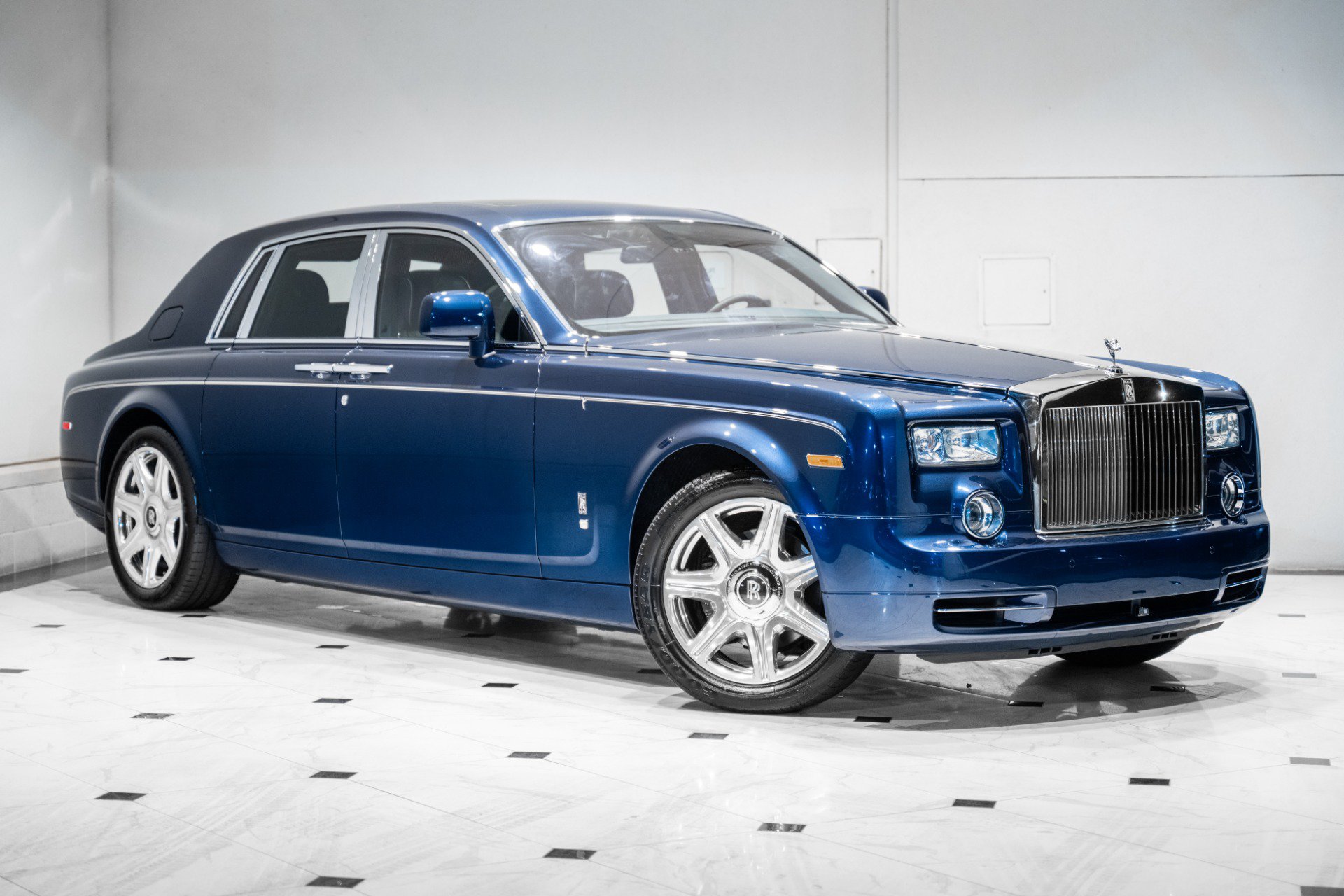 Used 2011 Rolls-Royce Phantom Sedan